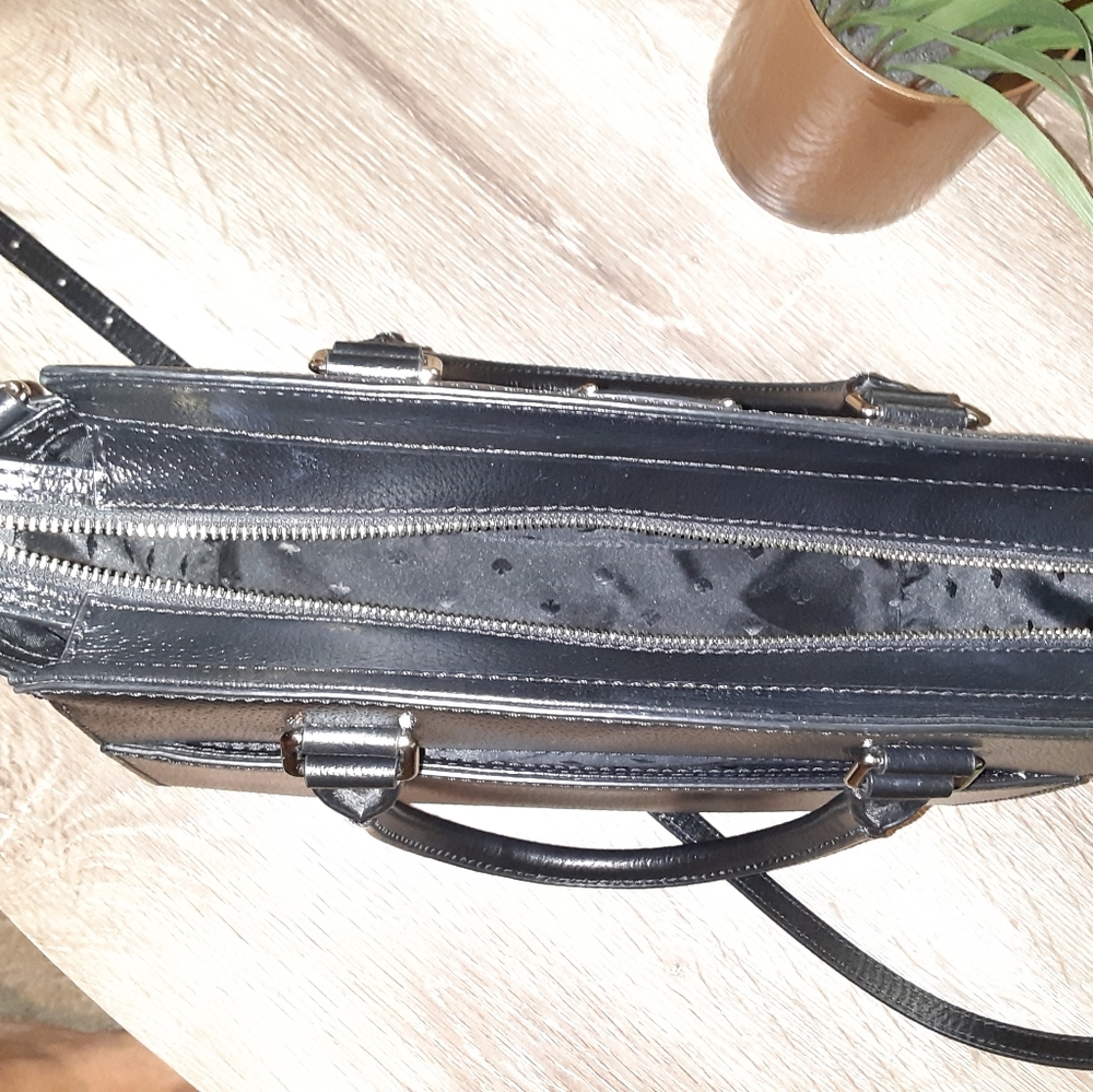 Gone Tomorrow! Large Kate Spade Black Bag - Picture 5 of 8